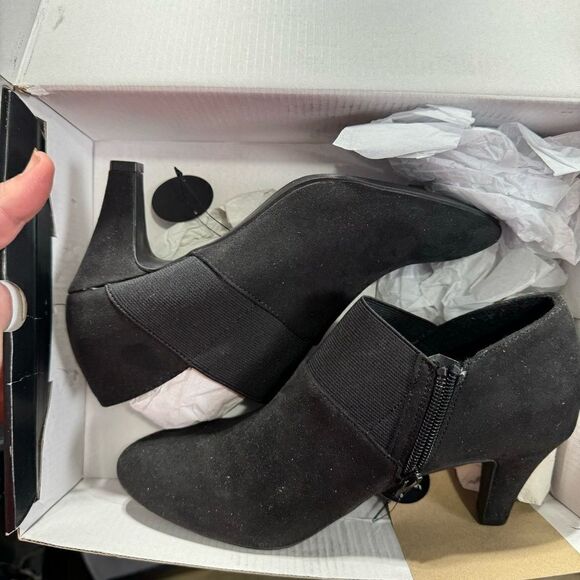 London Fog Women’s Ankle Booties sz 9 Heeled NEW # Bag 35-H - Picture 9 of 10